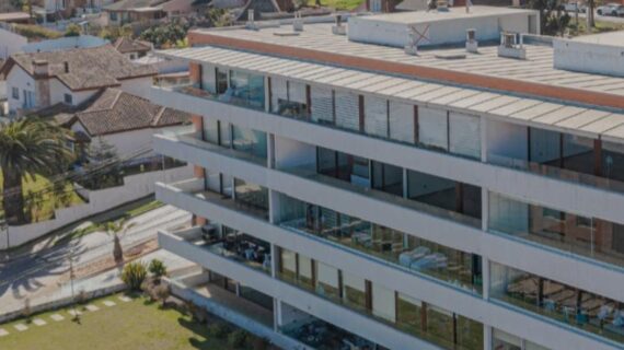EXCLUSIVO DPTO EN ARRIENDO – CONDOMINIO PARQUE LOS REYES – LA SERENA
