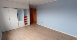 VENTA CASA 5 DORMITORIO 3 BAÑOS 1 OFICINA 2 SALAS ESTAR – CONDOMINIO – LA SERENA