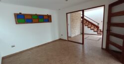 VENTA CASA 5 DORMITORIO 3 BAÑOS 1 OFICINA 2 SALAS ESTAR – CONDOMINIO – LA SERENA