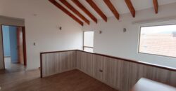 VENTA CASA 5 DORMITORIO 3 BAÑOS 1 OFICINA 2 SALAS ESTAR – CONDOMINIO – LA SERENA