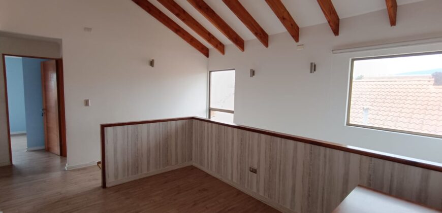 VENTA CASA 5 DORMITORIO 3 BAÑOS 1 OFICINA 2 SALAS ESTAR – CONDOMINIO – LA SERENA