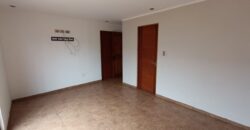 VENTA CASA 5 DORMITORIO 3 BAÑOS 1 OFICINA 2 SALAS ESTAR – CONDOMINIO – LA SERENA