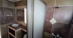 VENTA CASA 5 DORMITORIO 3 BAÑOS 1 OFICINA 2 SALAS ESTAR – CONDOMINIO – LA SERENA