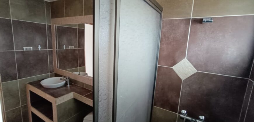 VENTA CASA 5 DORMITORIO 3 BAÑOS 1 OFICINA 2 SALAS ESTAR – CONDOMINIO – LA SERENA