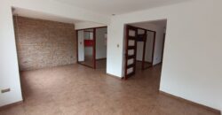 VENTA CASA 5 DORMITORIO 3 BAÑOS 1 OFICINA 2 SALAS ESTAR – CONDOMINIO – LA SERENA