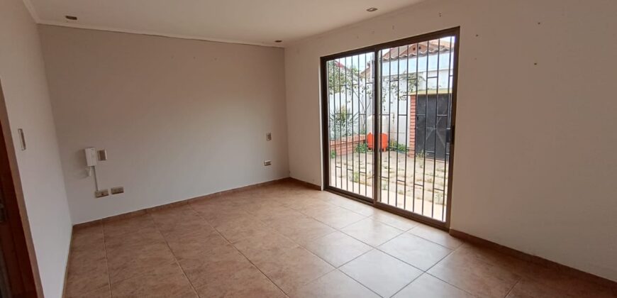 VENTA CASA 5 DORMITORIO 3 BAÑOS 1 OFICINA 2 SALAS ESTAR – CONDOMINIO – LA SERENA