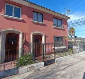 ARRIENDO CASA EN LA SERENA