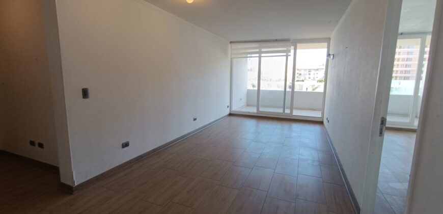 ARRIENDO DPTO – A POCAS CUADRAS DE ENJOY