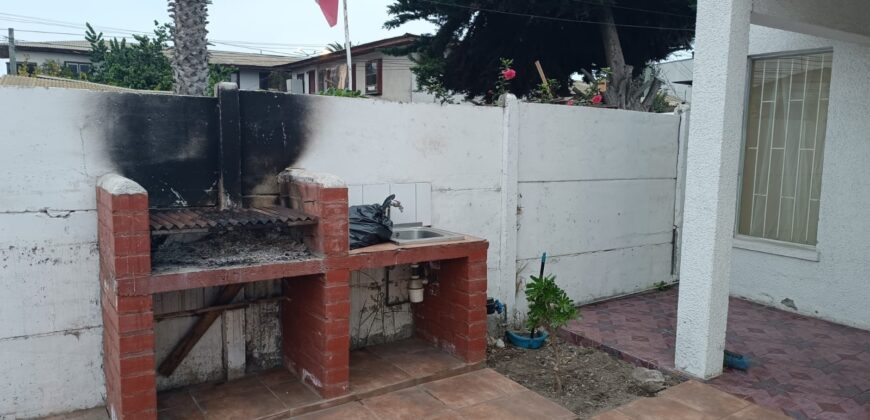 ARRIENDO LOCAL AV PESCADORES – COQUIMBO